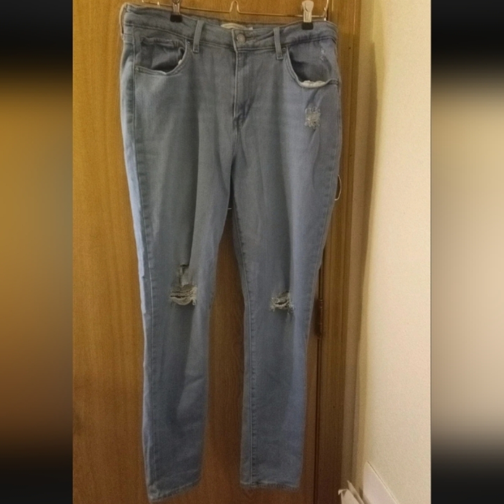 Levis 721 High Rise Distressed Skinny Jeans - Picture 1 of 6